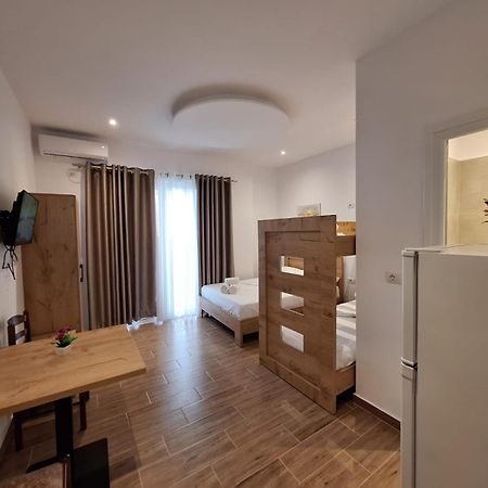 Xuxi Apartments Lukovë Buitenkant foto