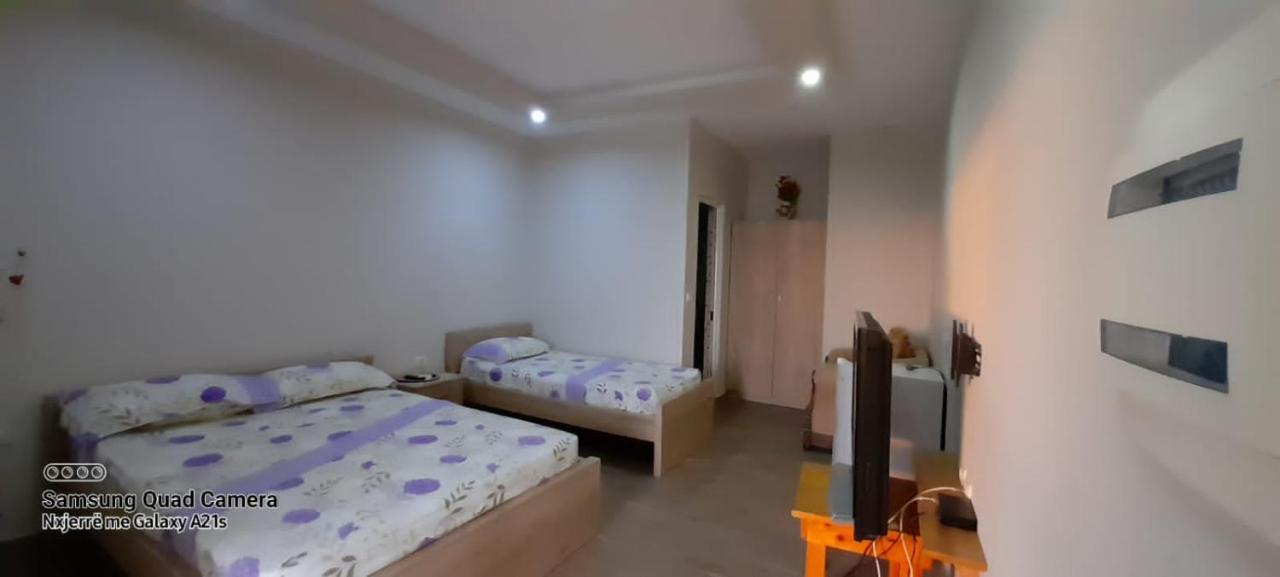 Xuxi Apartments Lukovë Buitenkant foto