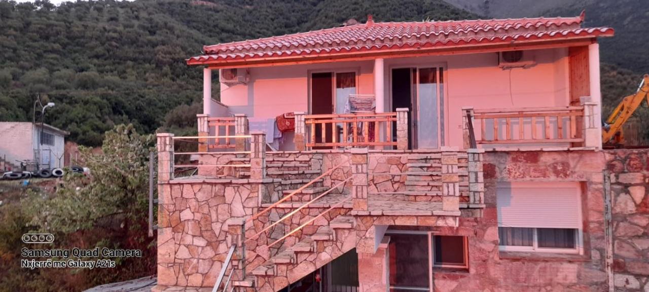 Xuxi Apartments Lukovë Buitenkant foto