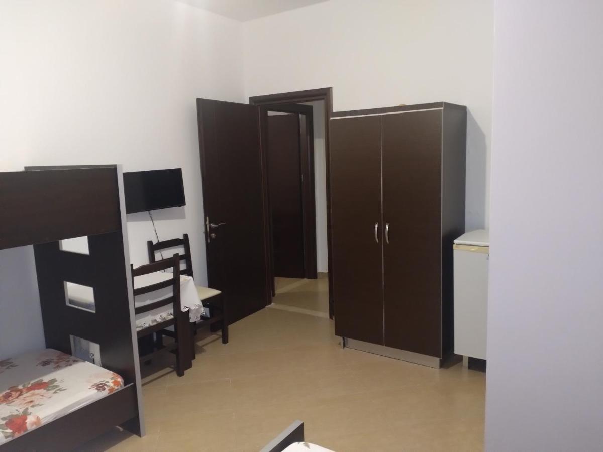 Xuxi Apartments Lukovë Buitenkant foto