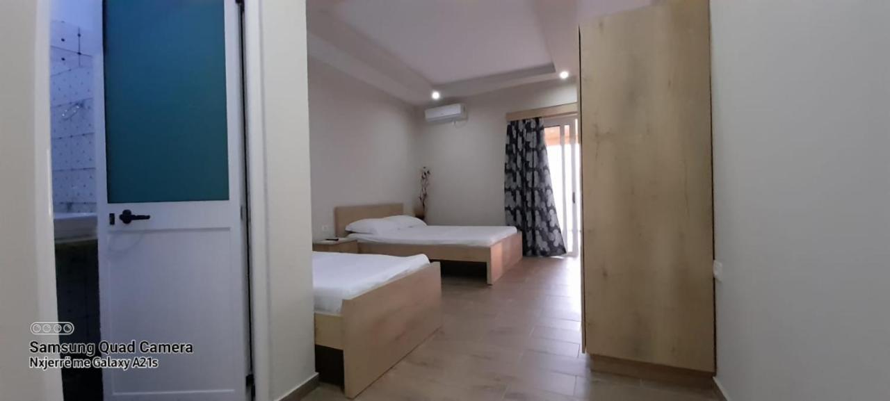 Xuxi Apartments Lukovë Buitenkant foto