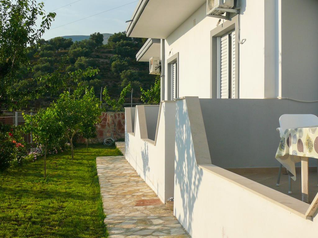 Xuxi Apartments Lukovë Buitenkant foto