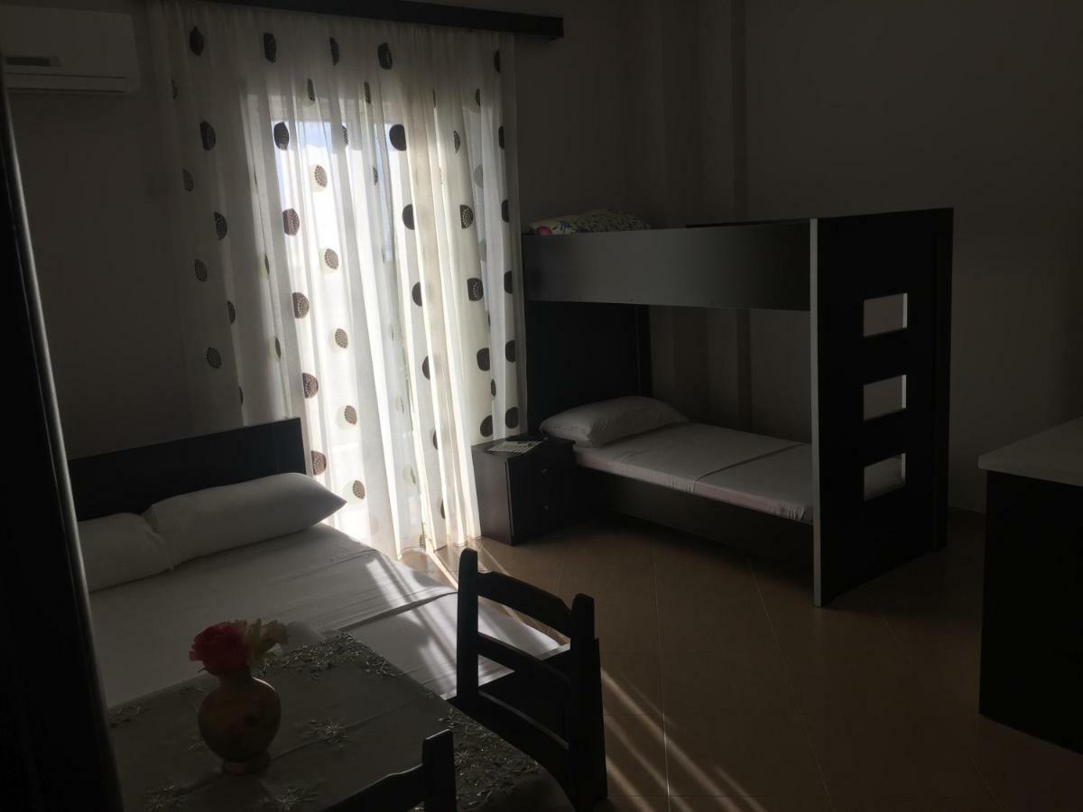 Xuxi Apartments Lukovë Buitenkant foto