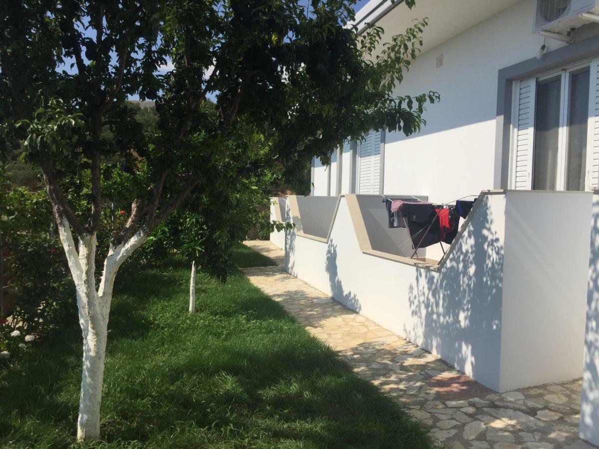 Xuxi Apartments Lukovë Buitenkant foto